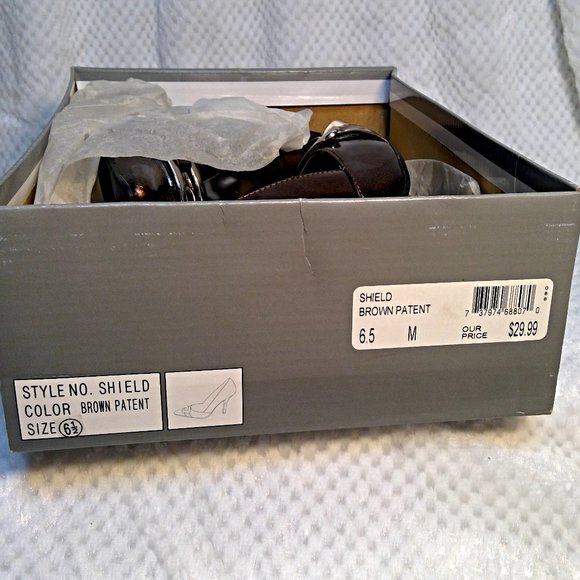 Brown Patent Delicious Heels - Picture 8 of 8